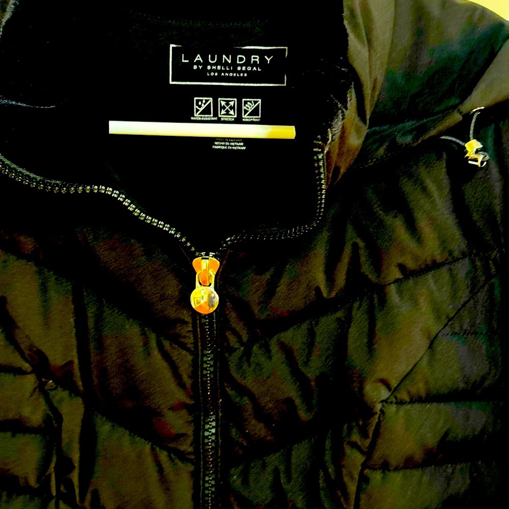 Beautiful winter coat! - Picture 5 of 5